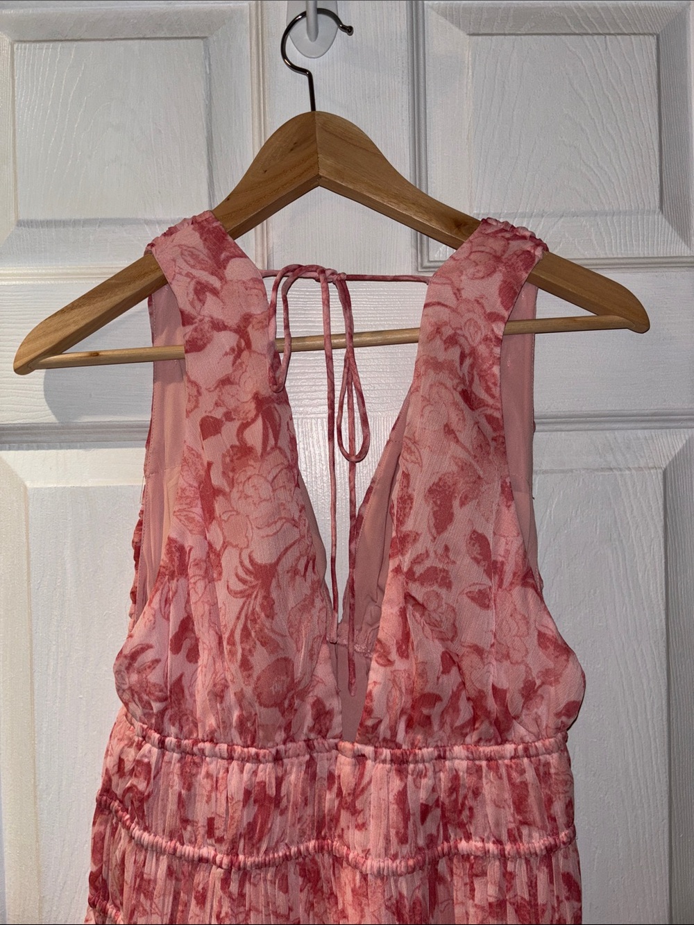 Abercrombie & Fitch Ruched Flowy Maxi Dress - Picture 8 of 16